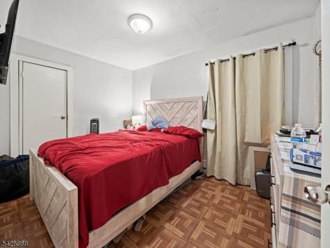 86 Pennington Street Paterson NJ 07501