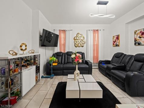 86 Pennington Street Paterson NJ 07501