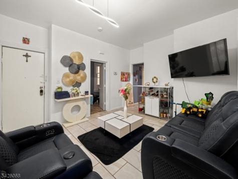 86 Pennington Street Paterson NJ 07501