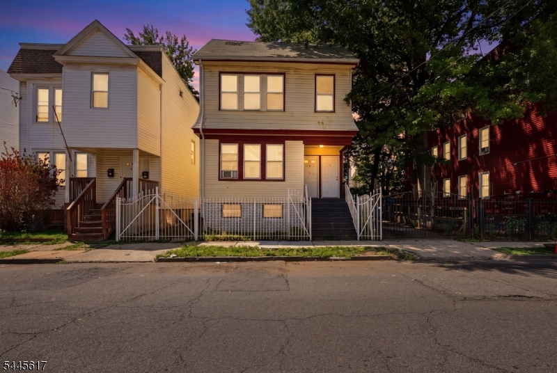 191 21ST Street Irvington NJ 07111