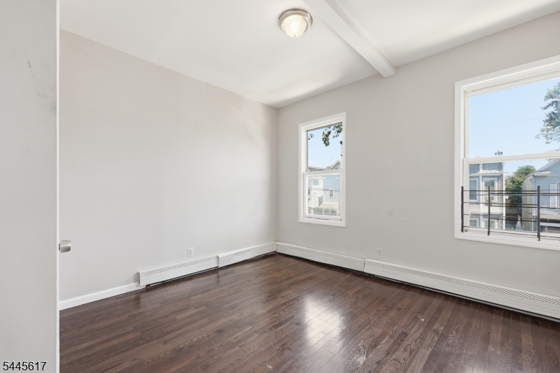 191 21ST Street Irvington NJ 07111