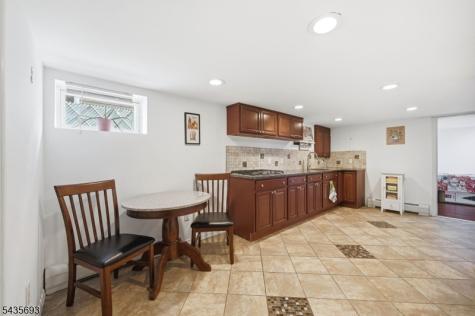 13 George St 2x Fair Lawn NJ 07410