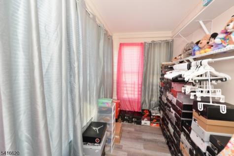 349 Osborne Terrace Newark NJ 07112
