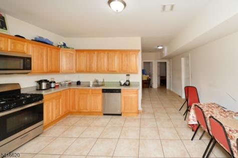 349 Osborne Terrace Newark NJ 07112