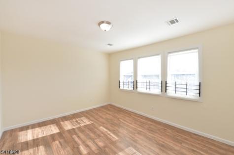 349 Osborne Terrace Newark NJ 07112