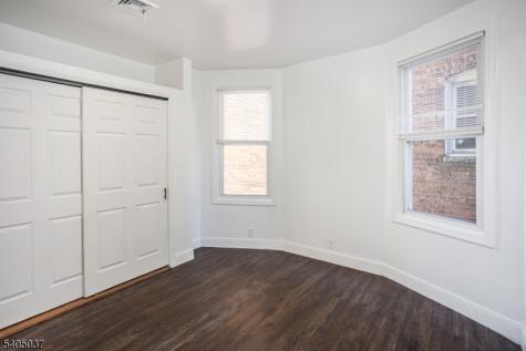 11 Ellington Street East Orange NJ 07017