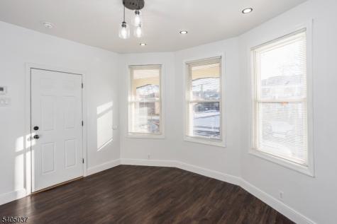 11 Ellington Street East Orange NJ 07017