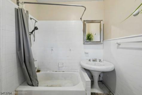 458 Fairview Avenue City Of Orange NJ 07050