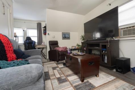 10 Glennon Place West Orange NJ 07052
