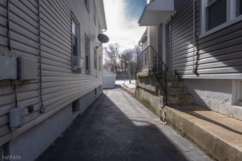 10 Glennon Place West Orange NJ 07052