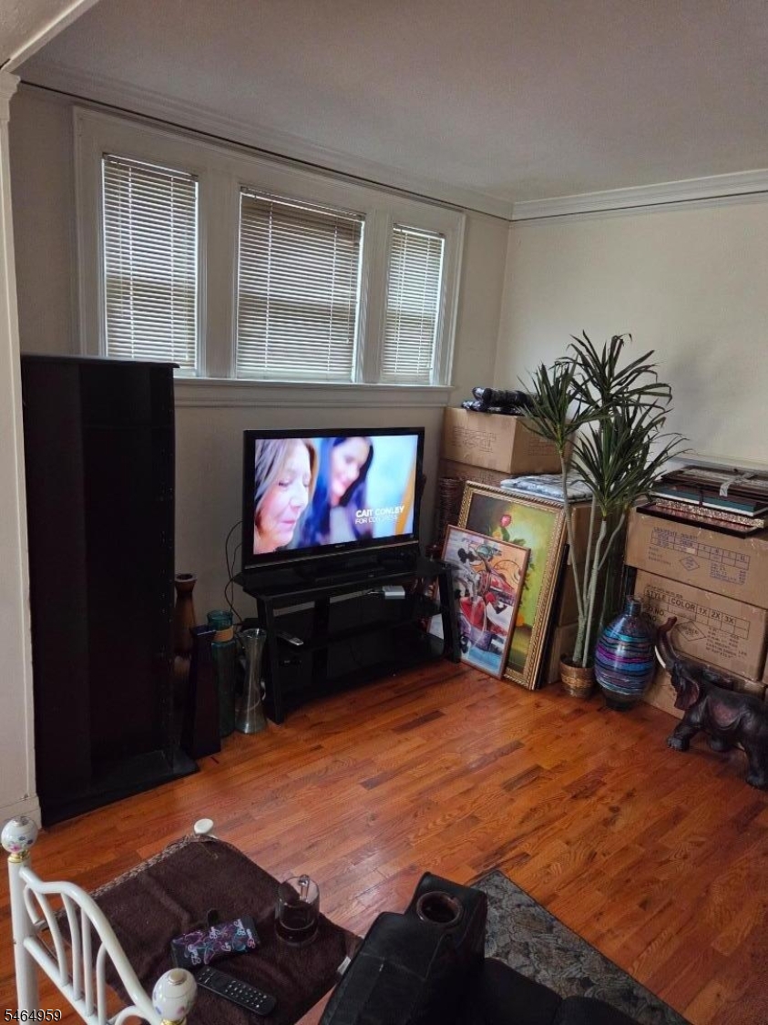 415 15TH Avenue Paterson NJ 07504