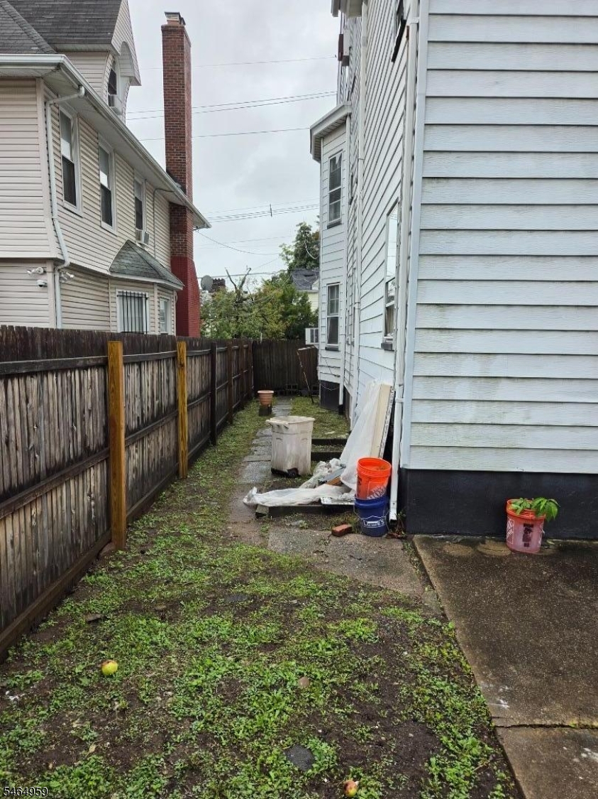 415 15TH Avenue Paterson NJ 07504