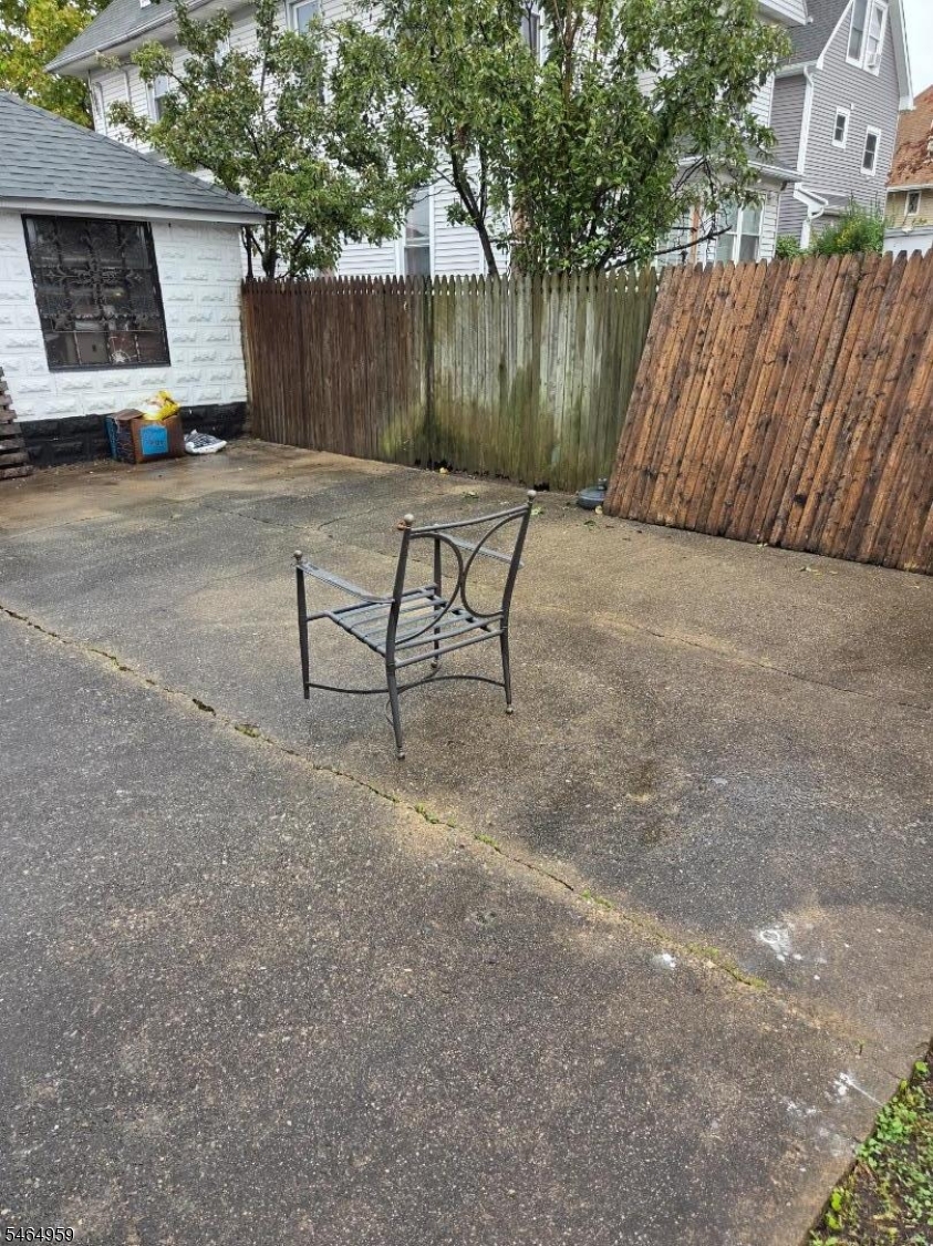 415 15TH Avenue Paterson NJ 07504