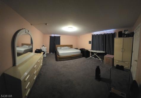 26 Clinton Place Newark NJ 07108