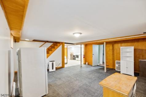 154 Orchard Street Elmwood Park NJ 07407