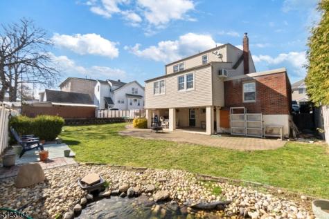 154 Orchard Street Elmwood Park NJ 07407