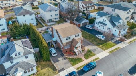 154 Orchard Street Elmwood Park NJ 07407
