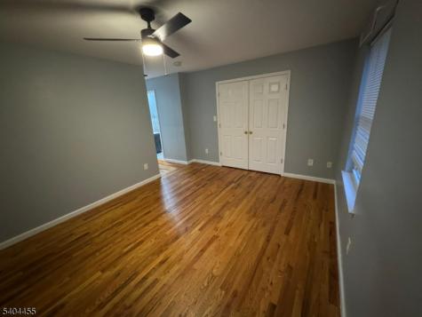 323 Bond Street Elizabeth NJ 07206