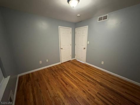 323 Bond Street Elizabeth NJ 07206