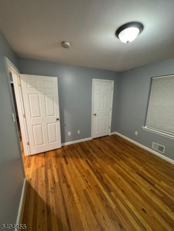 323 Bond Street Elizabeth NJ 07206