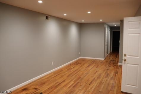 323 Bond Street Elizabeth NJ 07206