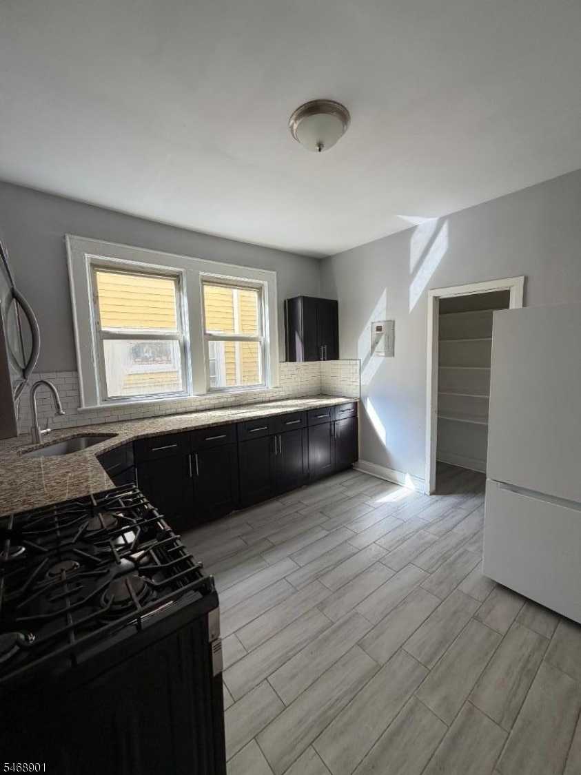 272 Wainwright Street Newark NJ 07112