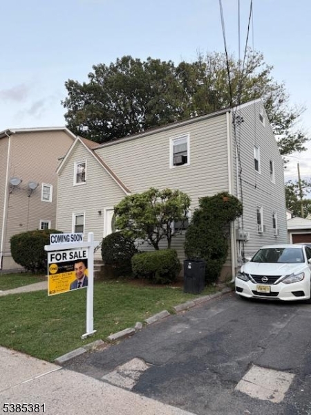 35 7TH Avenue Passaic NJ 07055