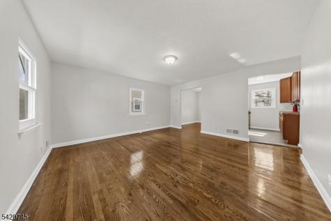 35 7TH Avenue Passaic NJ 07055