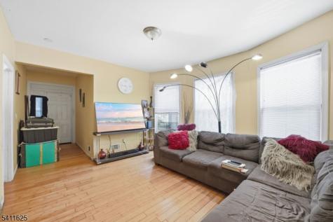 38 Mapes Avenue Newark NJ 07112