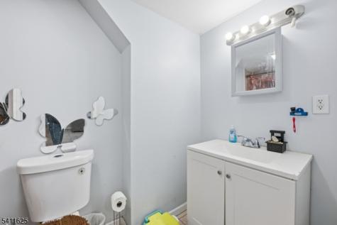 38 Mapes Avenue Newark NJ 07112