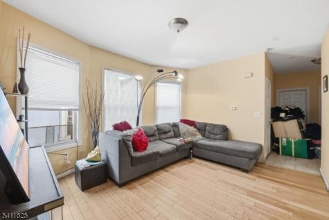38 Mapes Avenue Newark NJ 07112