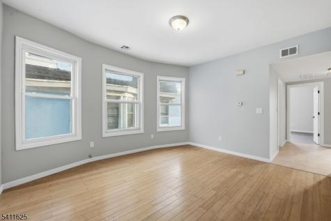 38 Mapes Avenue Newark NJ 07112