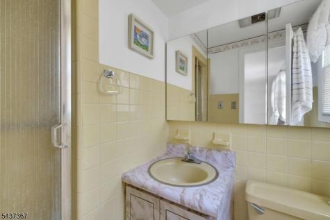 316 Sanford Avenue Lyndhurst NJ 07071