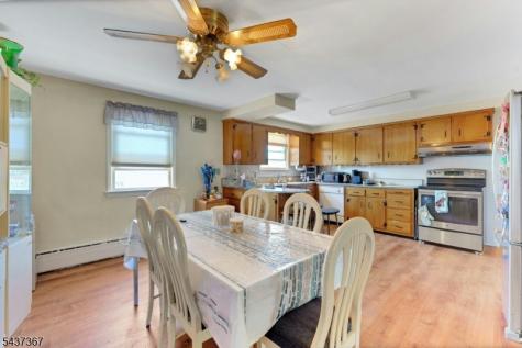 316 Sanford Avenue Lyndhurst NJ 07071