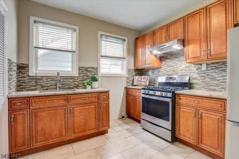 63 Carolina Avenue Newark NJ 07106