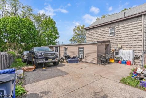 43 Maitland Place Garfield NJ 07026