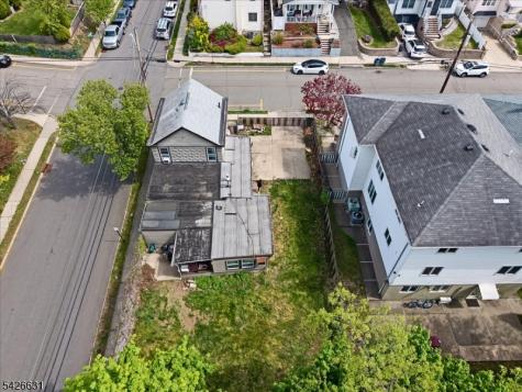 43 Maitland Place Garfield NJ 07026