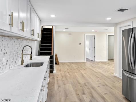 585 Mcchesney Street City Of Orange NJ 07050