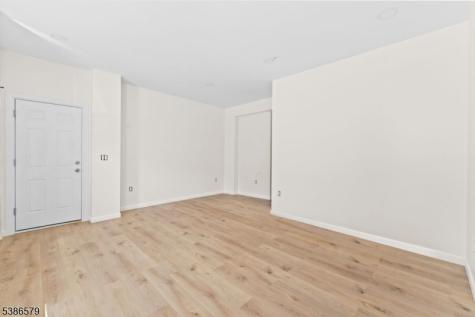 585 Mcchesney Street City Of Orange NJ 07050