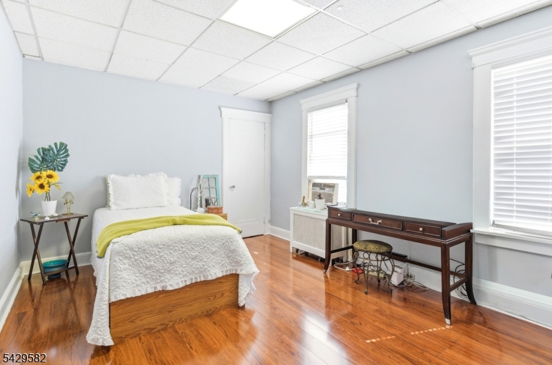 752 Market Street Paterson NJ 07513