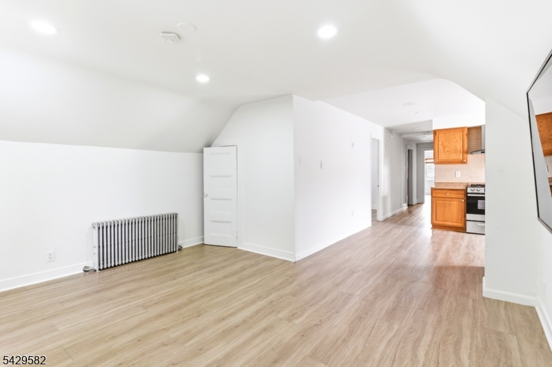 752 Market Street Paterson NJ 07513