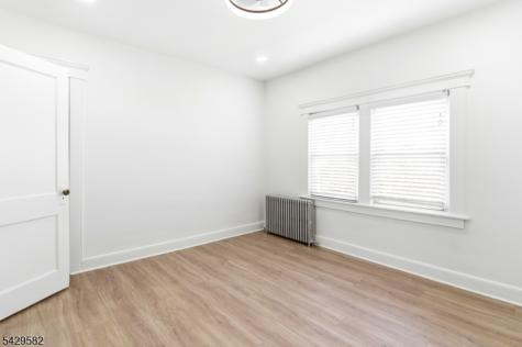 752 Market Street Paterson NJ 07513