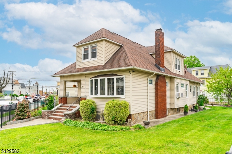 752 Market Street Paterson NJ 07513