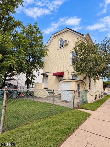 94 22ND Avenue Paterson NJ 07513