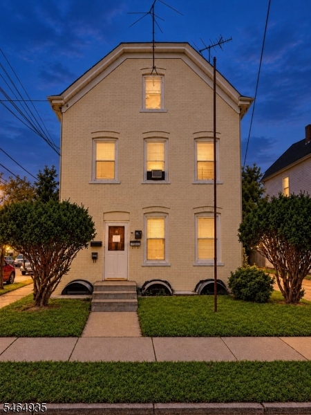 94 22ND Avenue Paterson NJ 07513