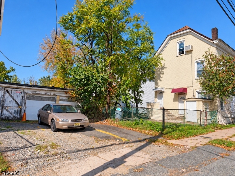 94 22ND Avenue Paterson NJ 07513