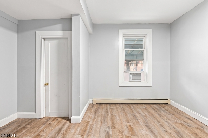 19 Summer Street Lodi NJ 07644