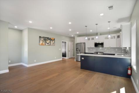 192 Amherst Street East Orange NJ 07018