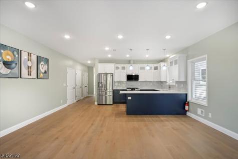 192 Amherst Street East Orange NJ 07018
