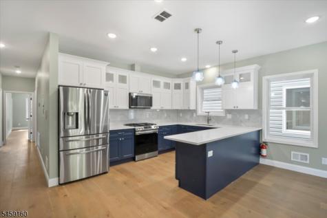 192 Amherst Street East Orange NJ 07018